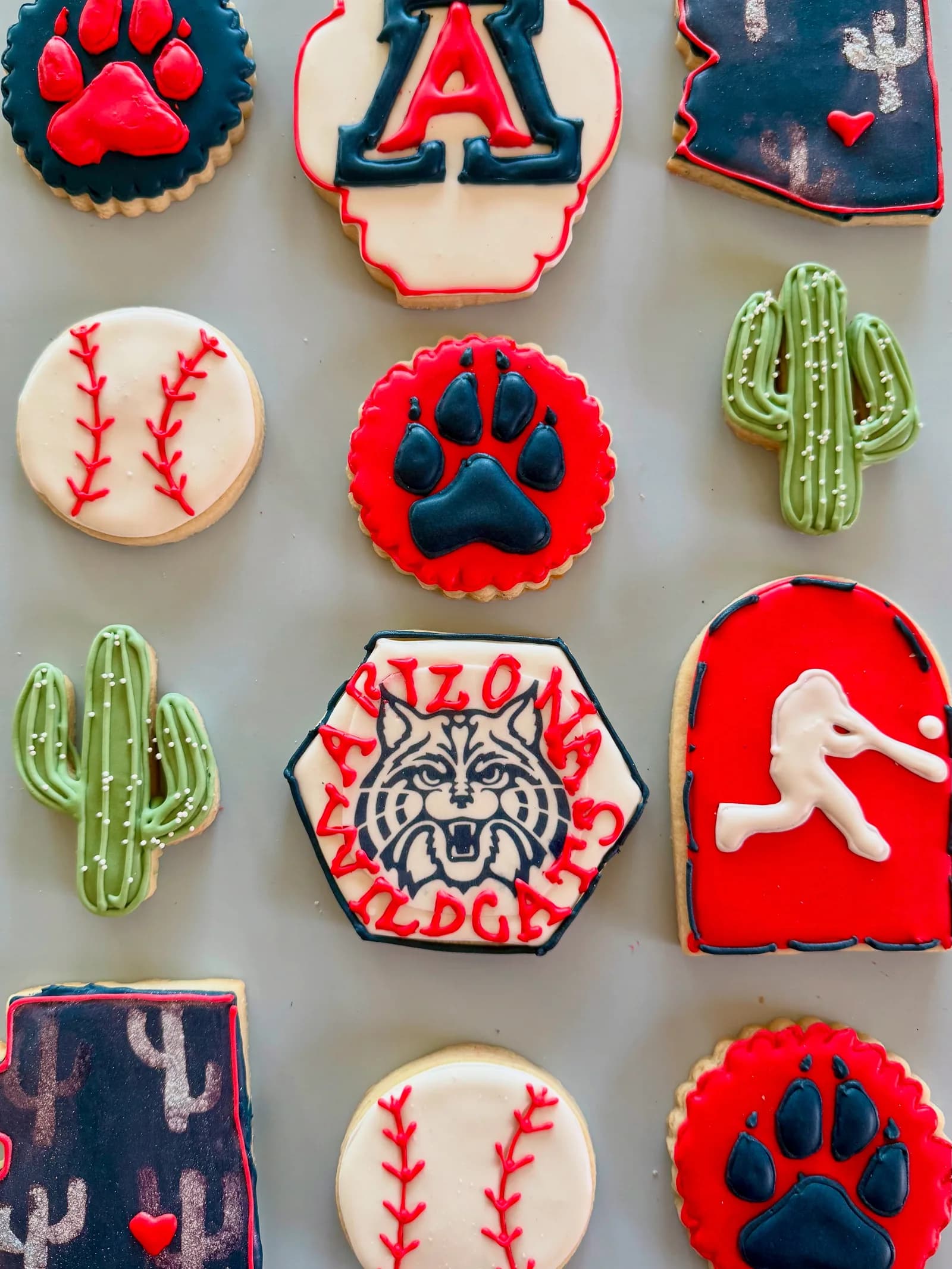 Arizona Wildcats sports set — paws, baseballs & cactus